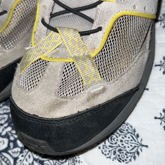 COPY - Lands End Side Mesh Hiking Shoes - Picture 7 of 9